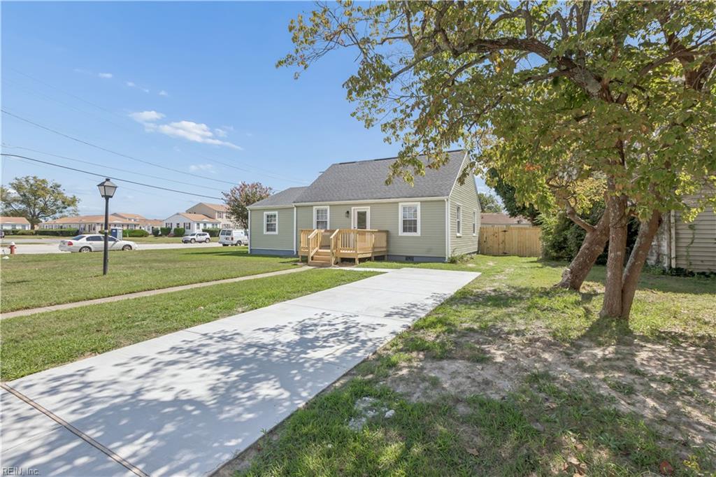 988 15th Street Newport News VA 23607