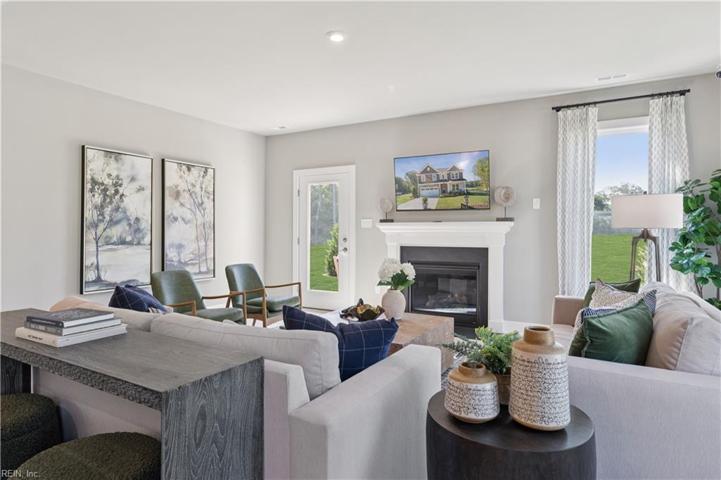 406 Heavens Way Yorktown VA 23693