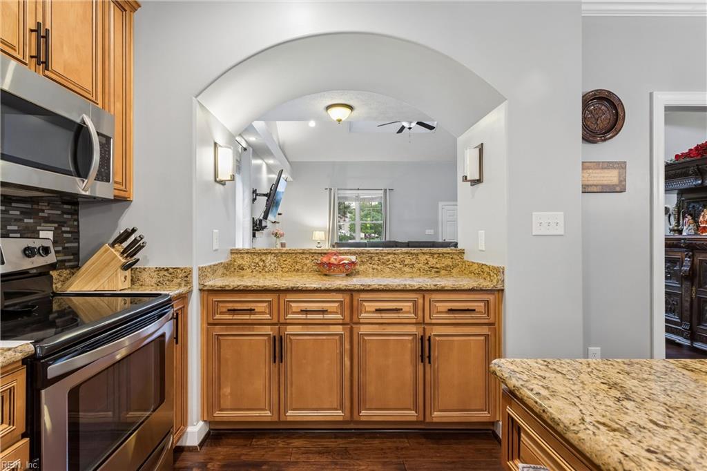 111 Perlie Court Yorktown VA 23692