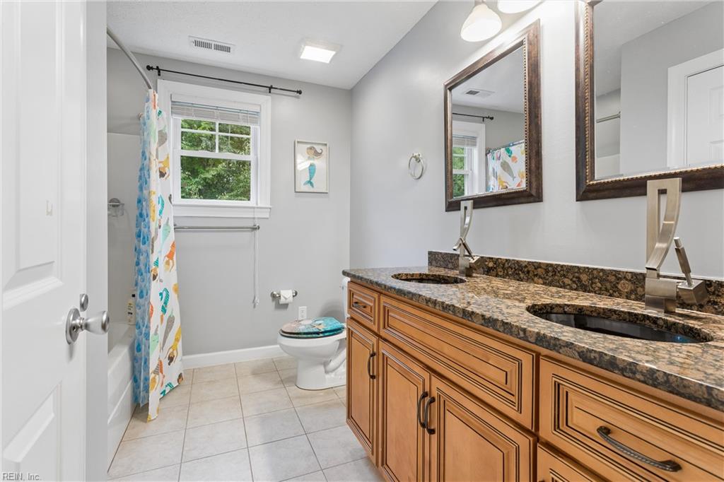 111 Perlie Court Yorktown VA 23692