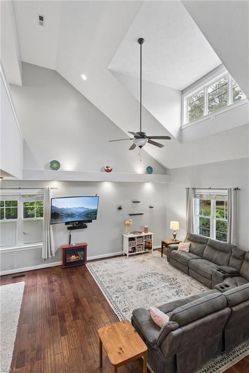 111 Perlie Court Yorktown VA 23692