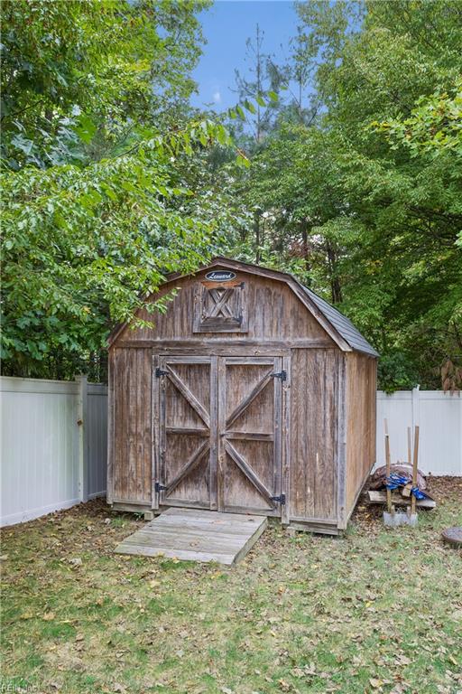 111 Perlie Court Yorktown VA 23692