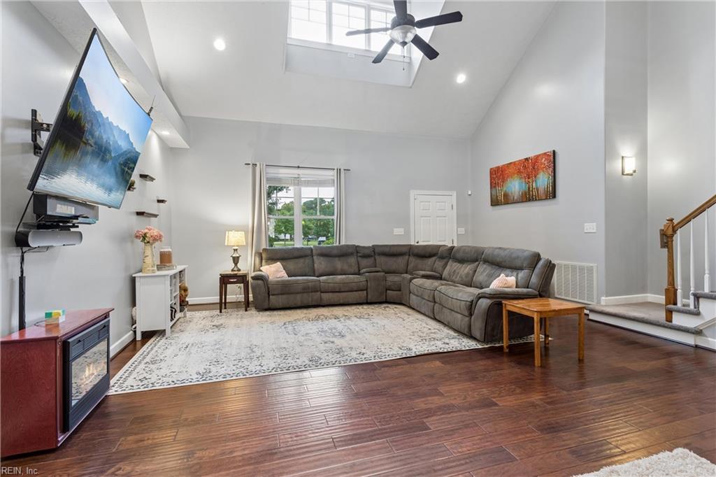111 Perlie Court Yorktown VA 23692
