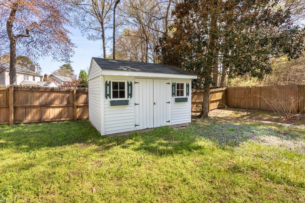 106 Willards Way Yorktown VA 23693