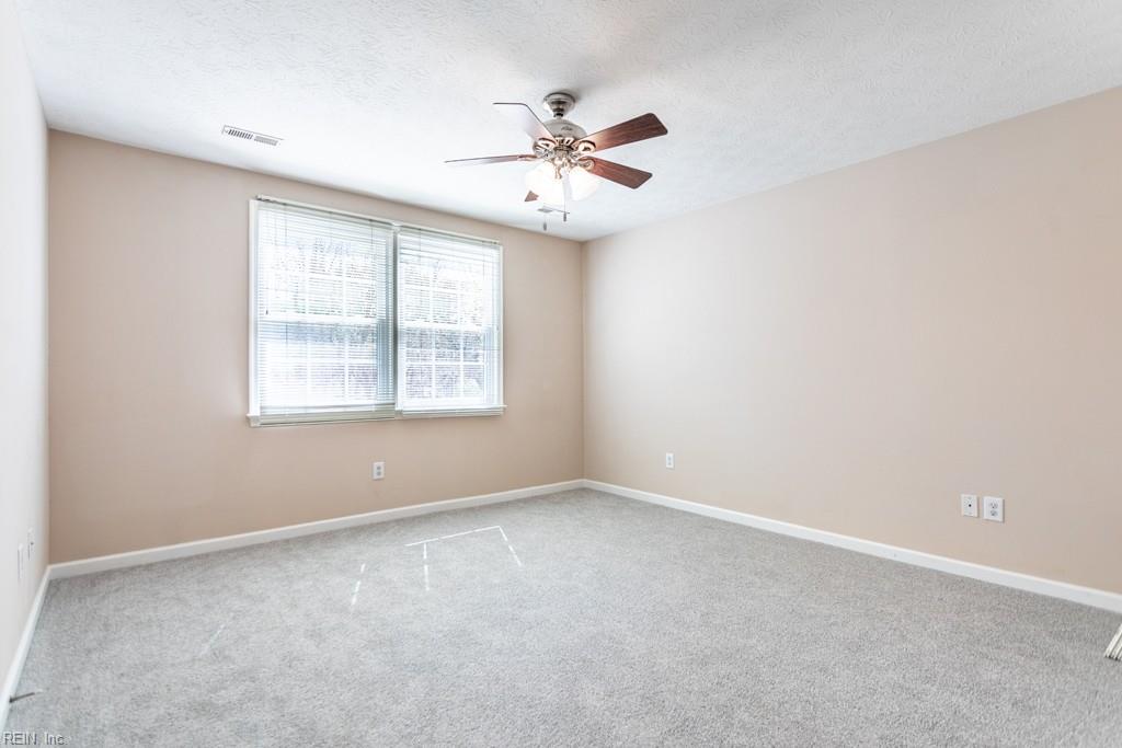 106 Willards Way Yorktown VA 23693