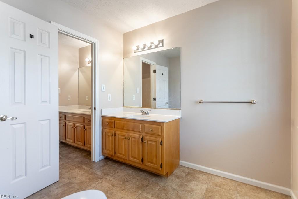 106 Willards Way Yorktown VA 23693