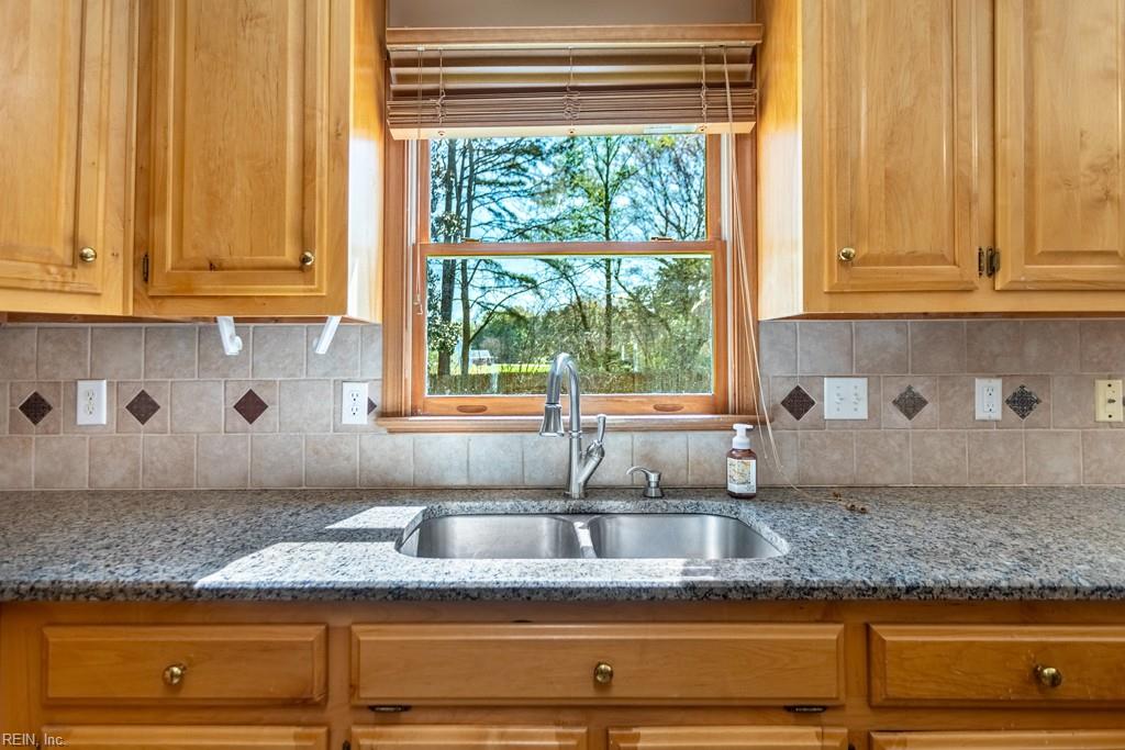 106 Willards Way Yorktown VA 23693
