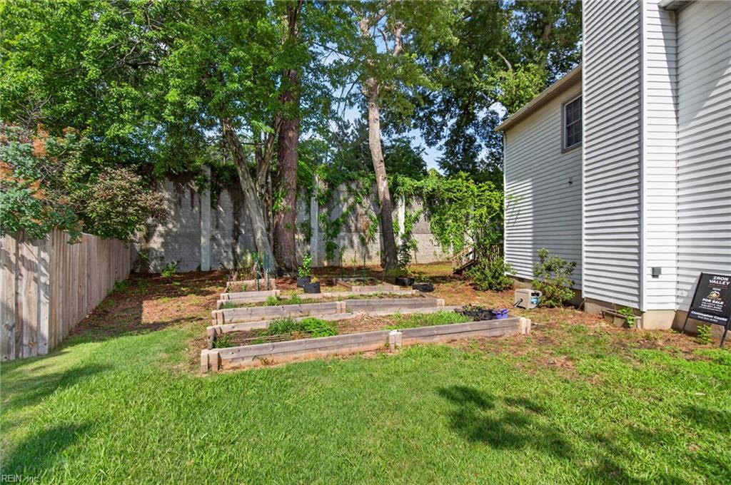 204 Nadine Place Newport News VA 23601