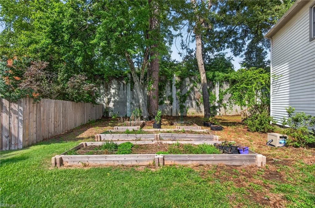204 Nadine Place Newport News VA 23601