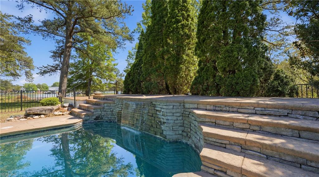 106 Ocean Breeze Drive Yorktown VA 23693