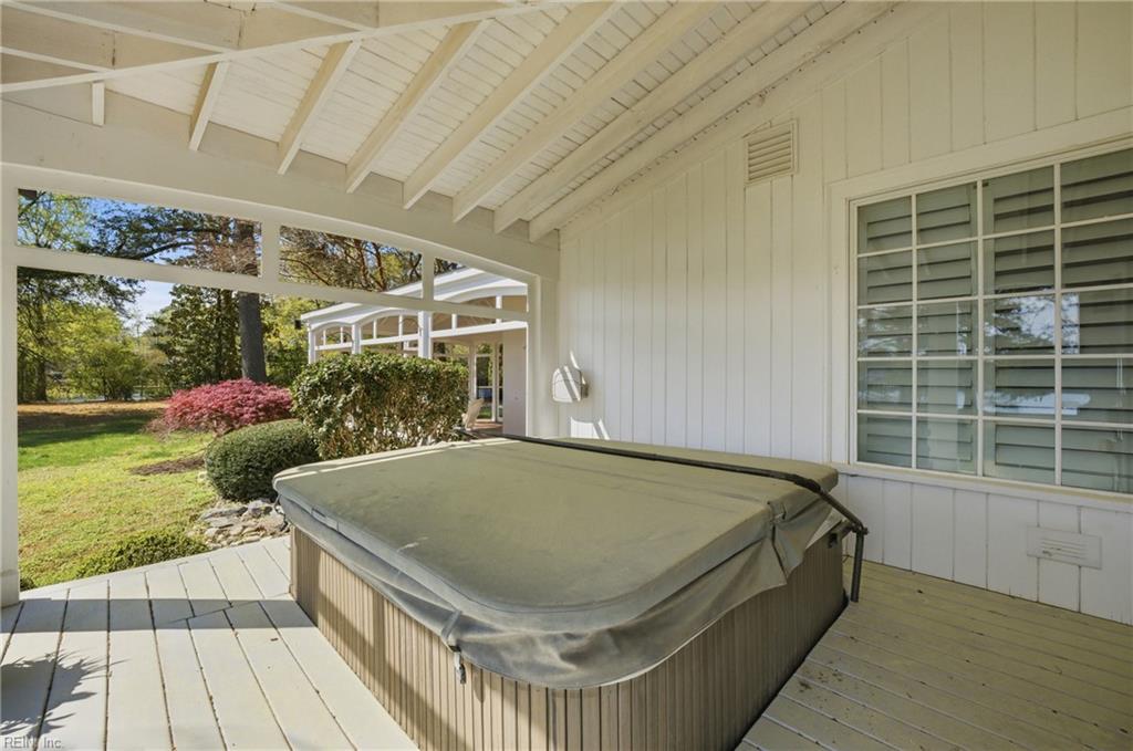 106 Ocean Breeze Drive Yorktown VA 23693