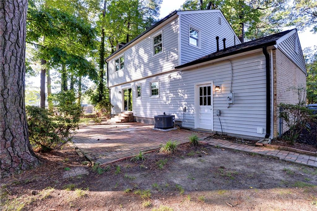 860 Alta Crescent Newport News VA 23608