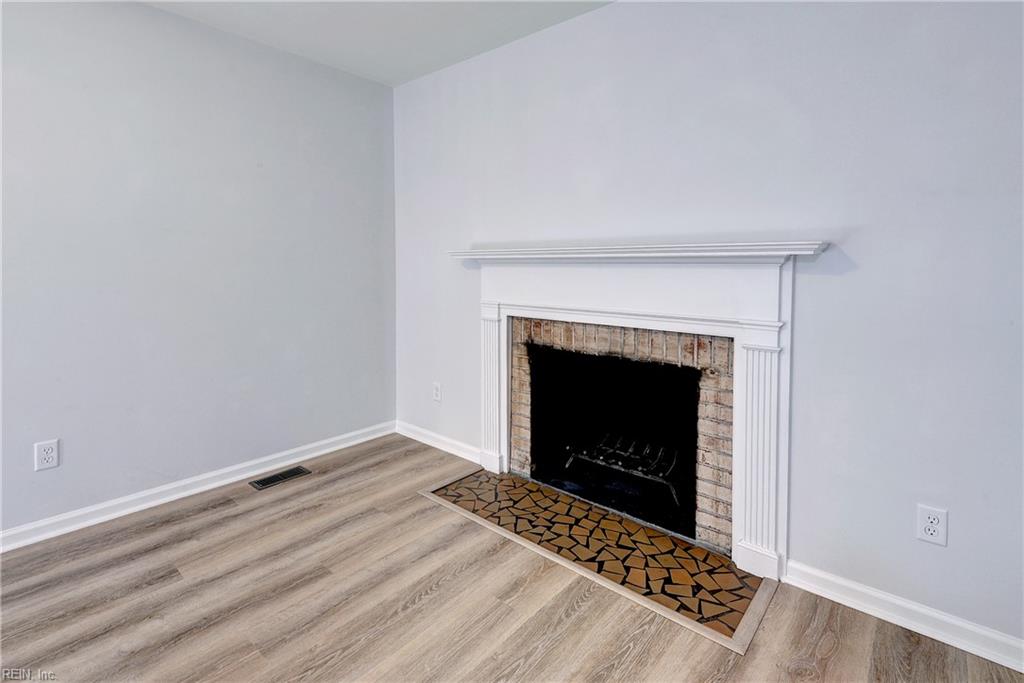 860 Alta Crescent Newport News VA 23608
