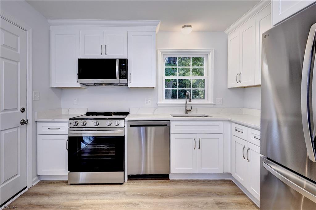 860 Alta Crescent Newport News VA 23608
