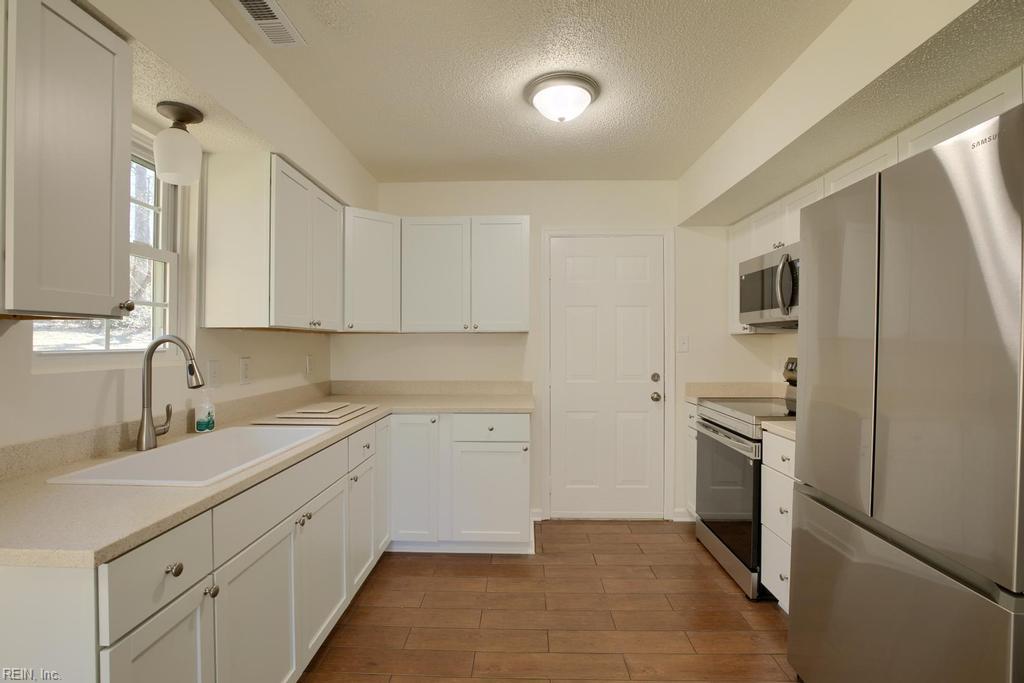 5475 Crany Creek Drive Gloucester VA 23061