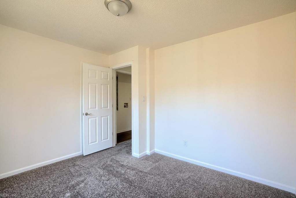 5475 Crany Creek Drive Gloucester VA 23061