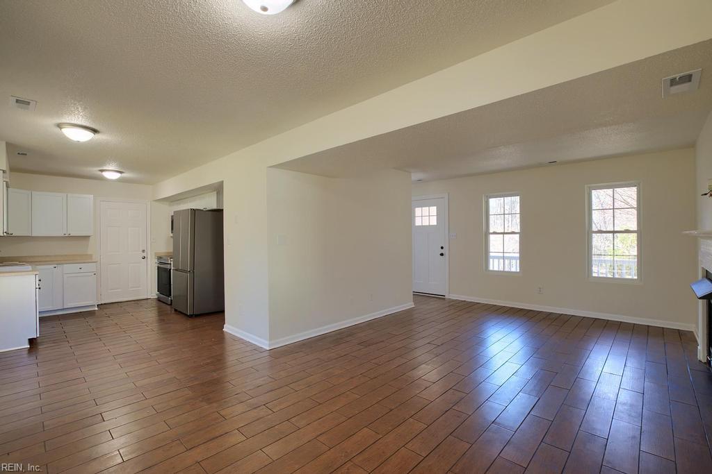 5475 Crany Creek Drive Gloucester VA 23061
