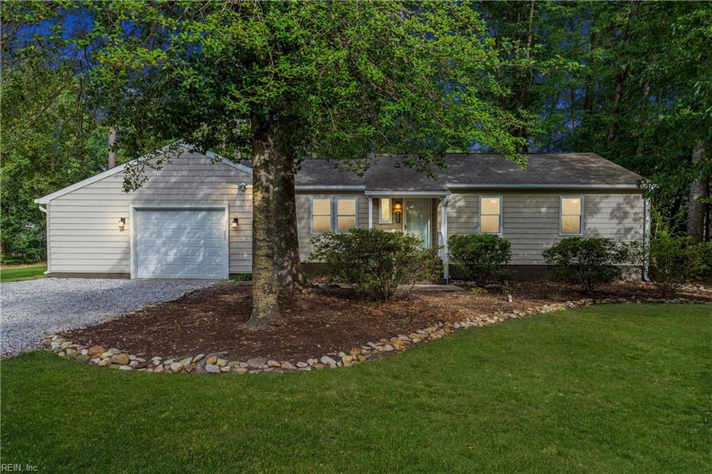 205 Wharf Row Yorktown VA 23692