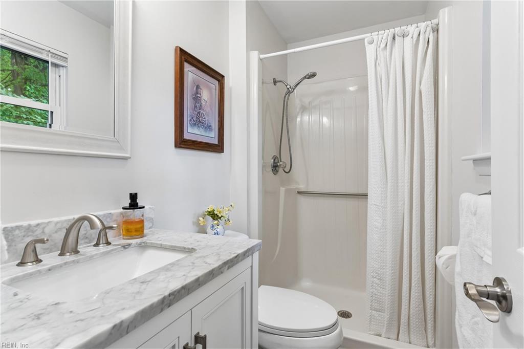 205 Wharf Row Yorktown VA 23692