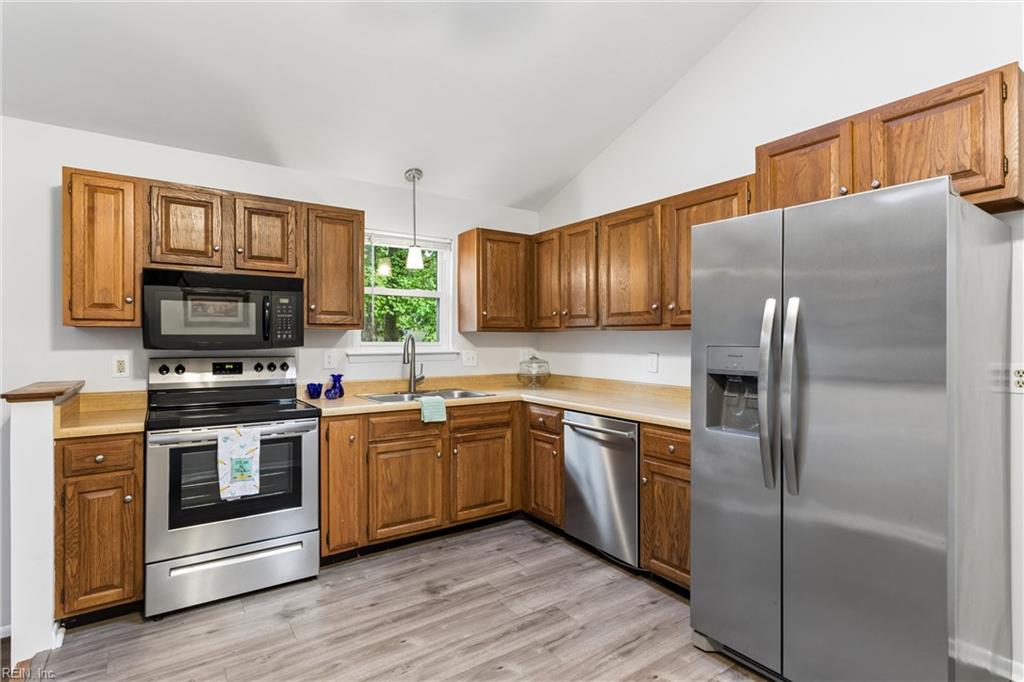 205 Wharf Row Yorktown VA 23692
