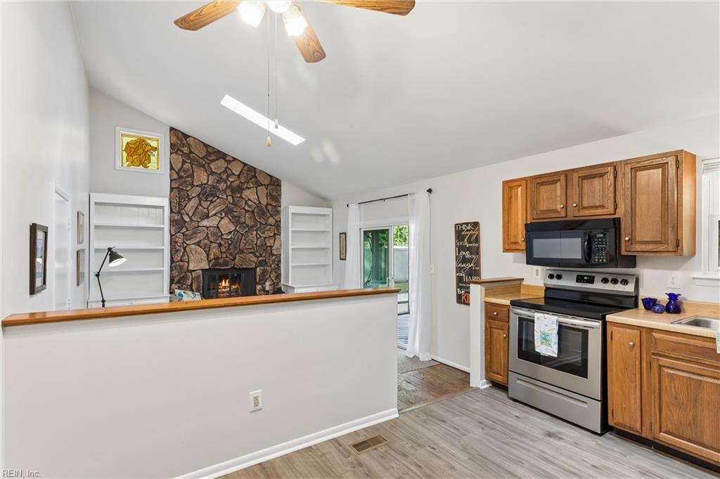 205 Wharf Row Yorktown VA 23692