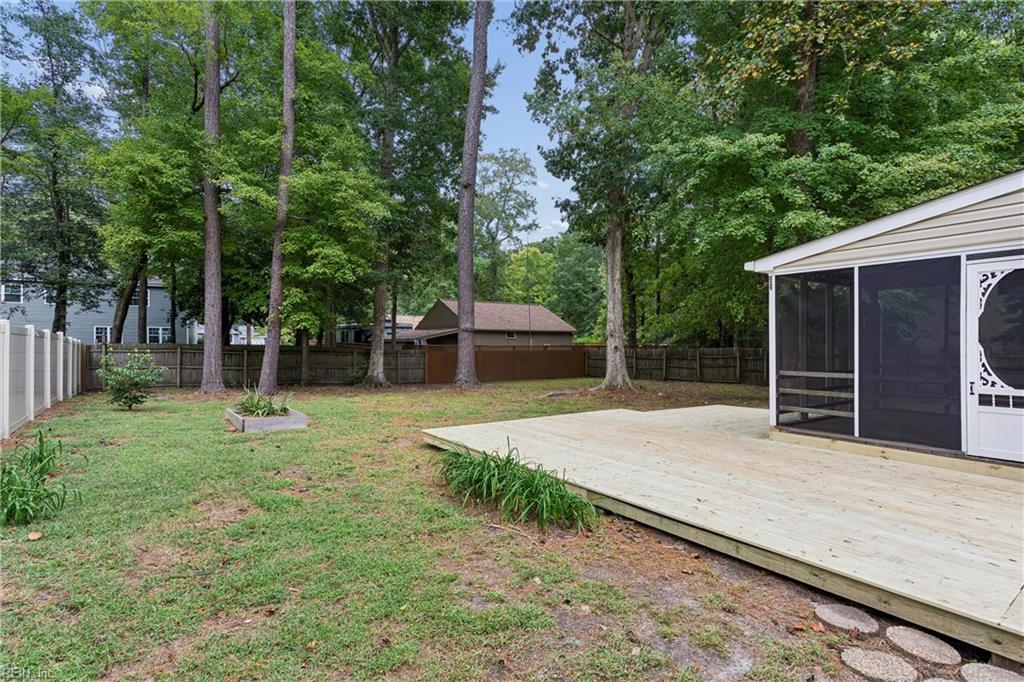 205 Wharf Row Yorktown VA 23692
