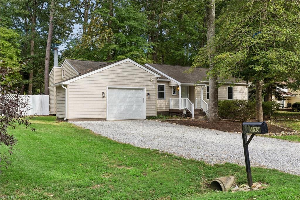 205 Wharf Row Yorktown VA 23692
