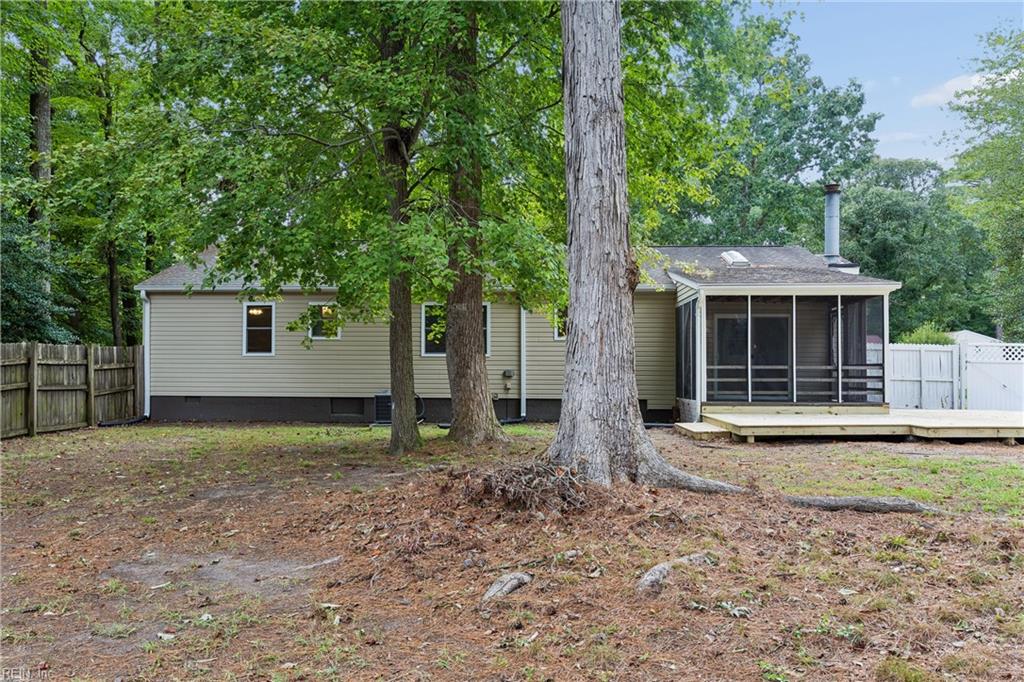 205 Wharf Row Yorktown VA 23692
