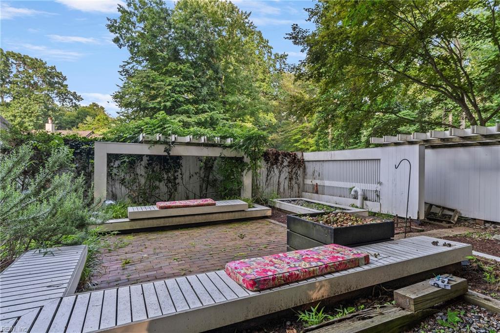 124 Holcomb Drive Williamsburg VA 23185