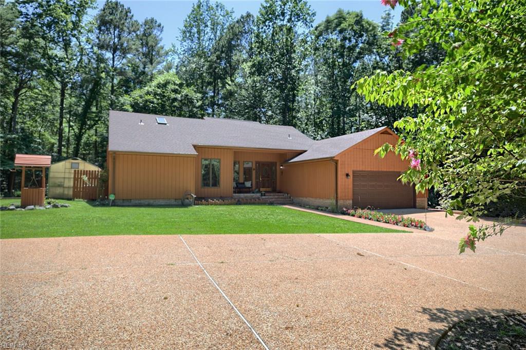 10114 New Hope Court Gloucester VA 23061