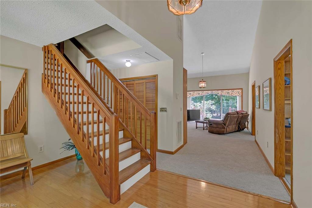 10114 New Hope Court Gloucester VA 23061