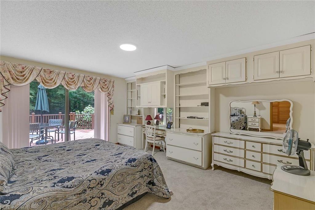 10114 New Hope Court Gloucester VA 23061