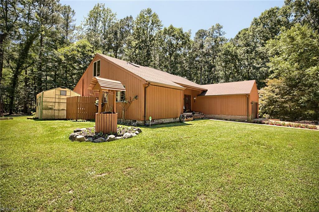 10114 New Hope Court Gloucester VA 23061