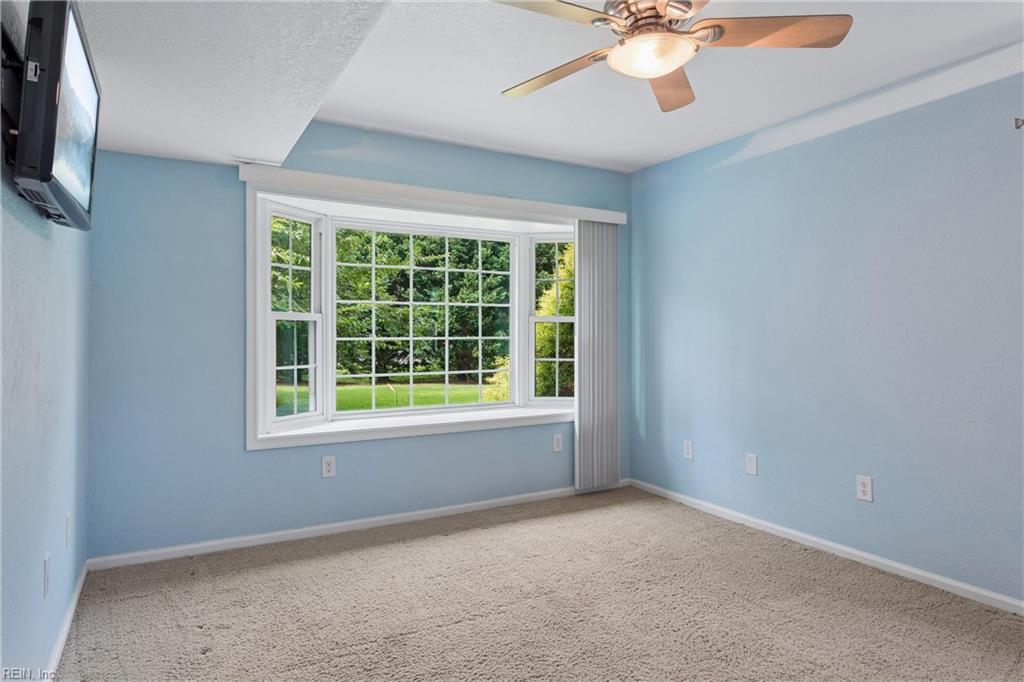100 Cardinal Lane Yorktown VA 23693