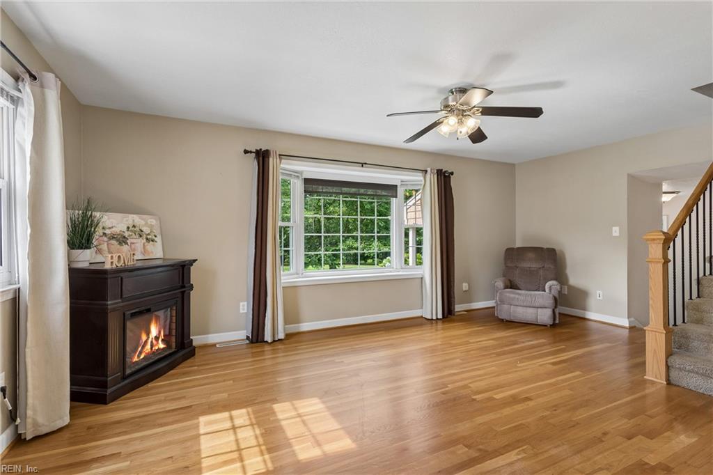 100 Cardinal Lane Yorktown VA 23693