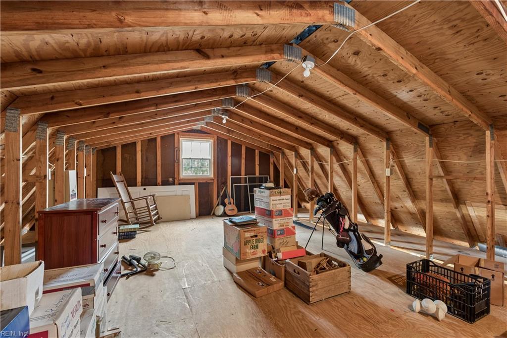 100 Cardinal Lane Yorktown VA 23693