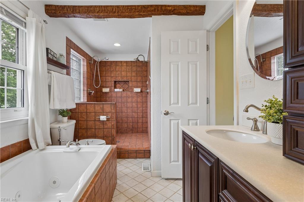 100 Cardinal Lane Yorktown VA 23693