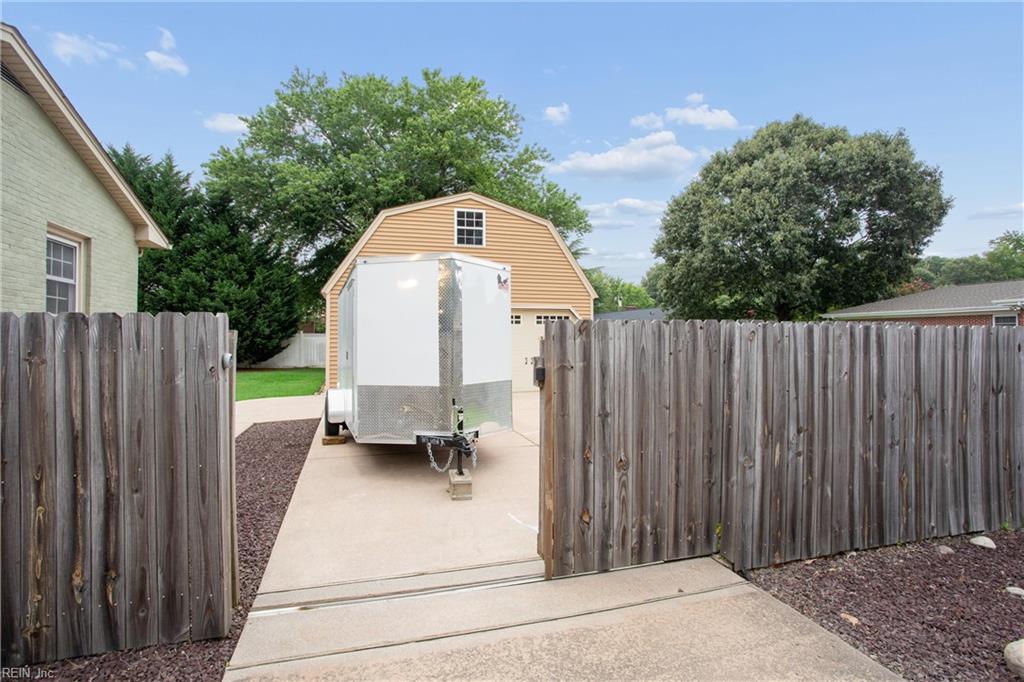 100 Cardinal Lane Yorktown VA 23693