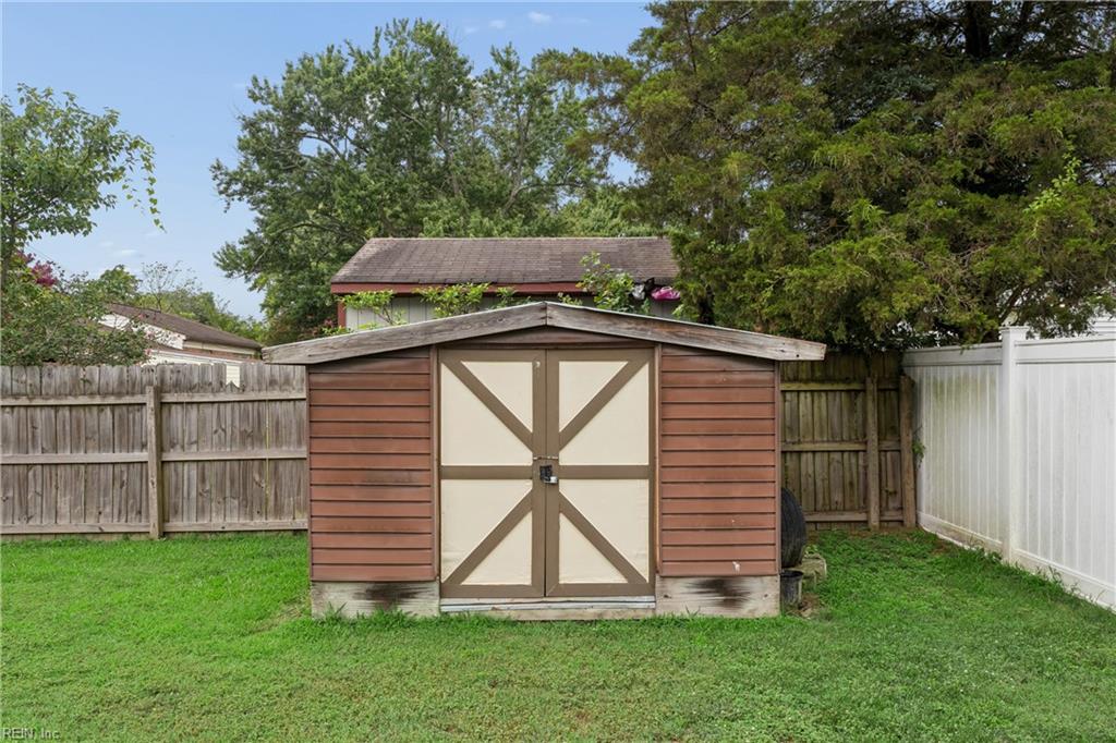 100 Cardinal Lane Yorktown VA 23693