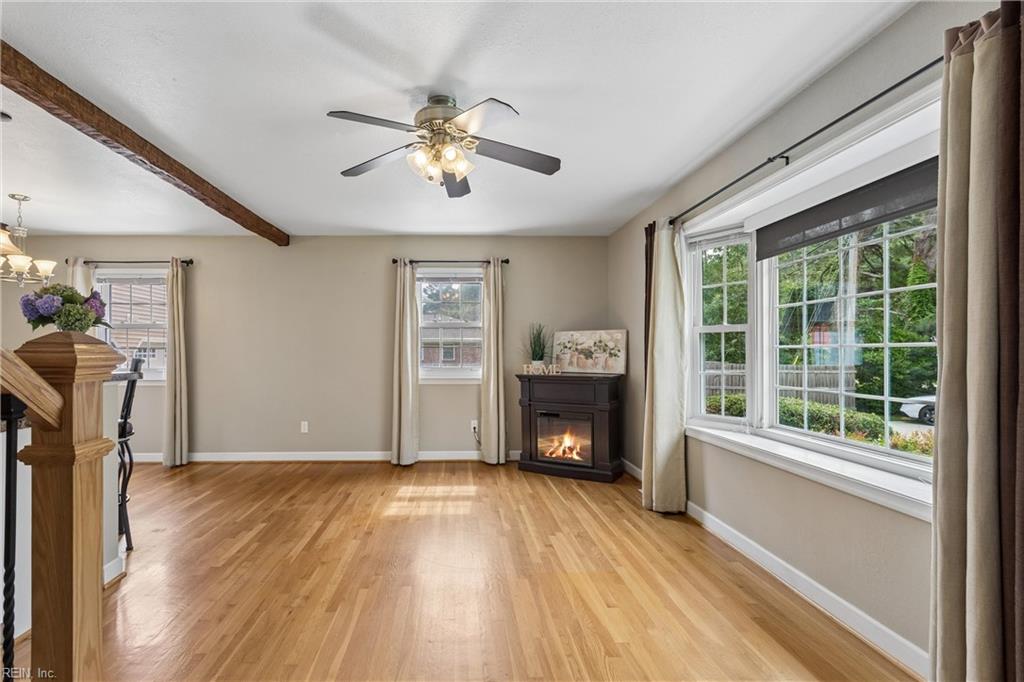 100 Cardinal Lane Yorktown VA 23693