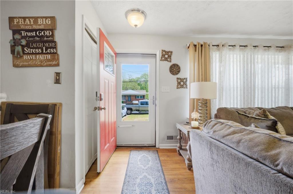557 Beech Drive Newport News VA 23601