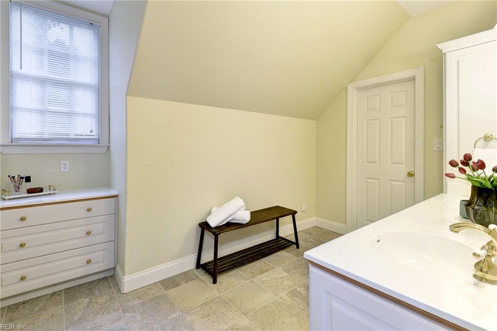 224 Sir Thomas Lunsford Drive Williamsburg VA 23185