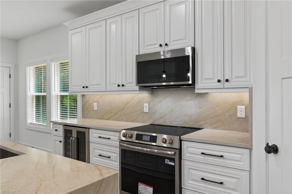 5905 Old Chestnut Avenue Newport News VA 23605