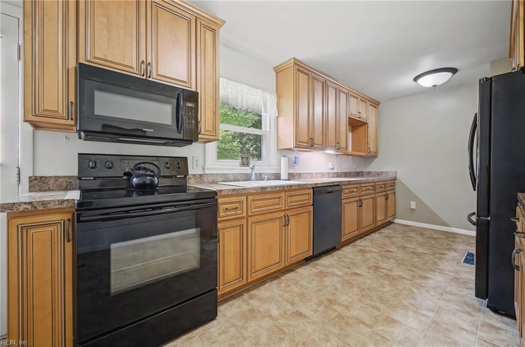 116 Greenland Drive Yorktown VA 23693