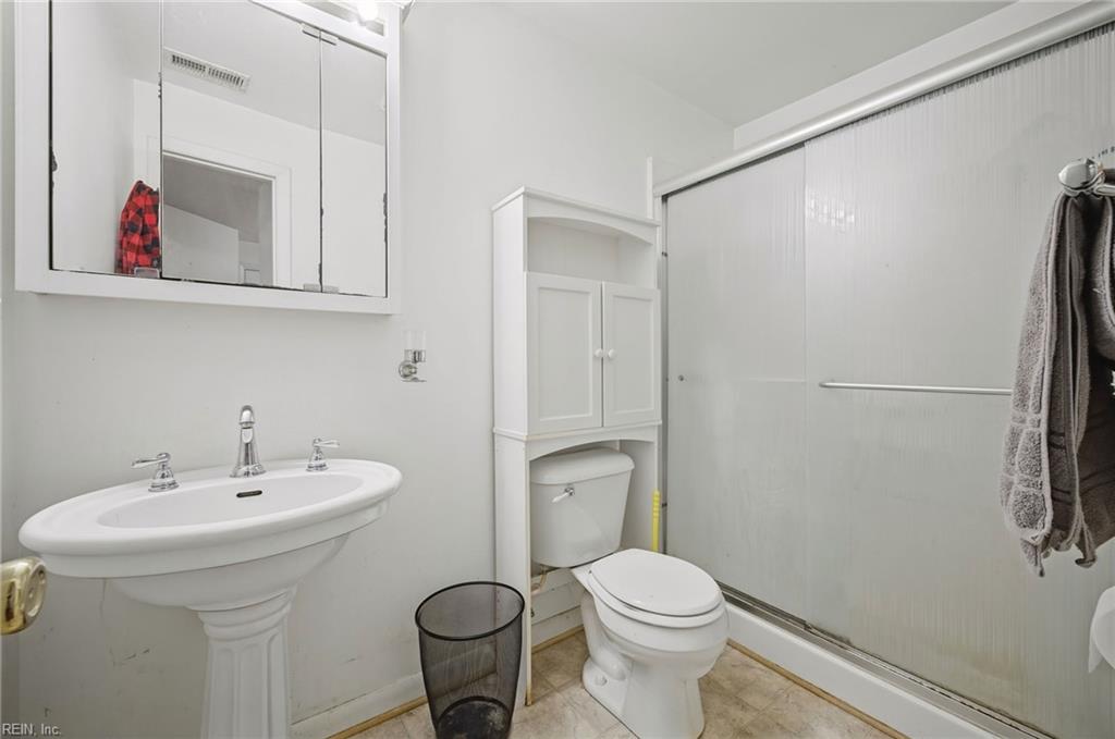 116 Greenland Drive Yorktown VA 23693