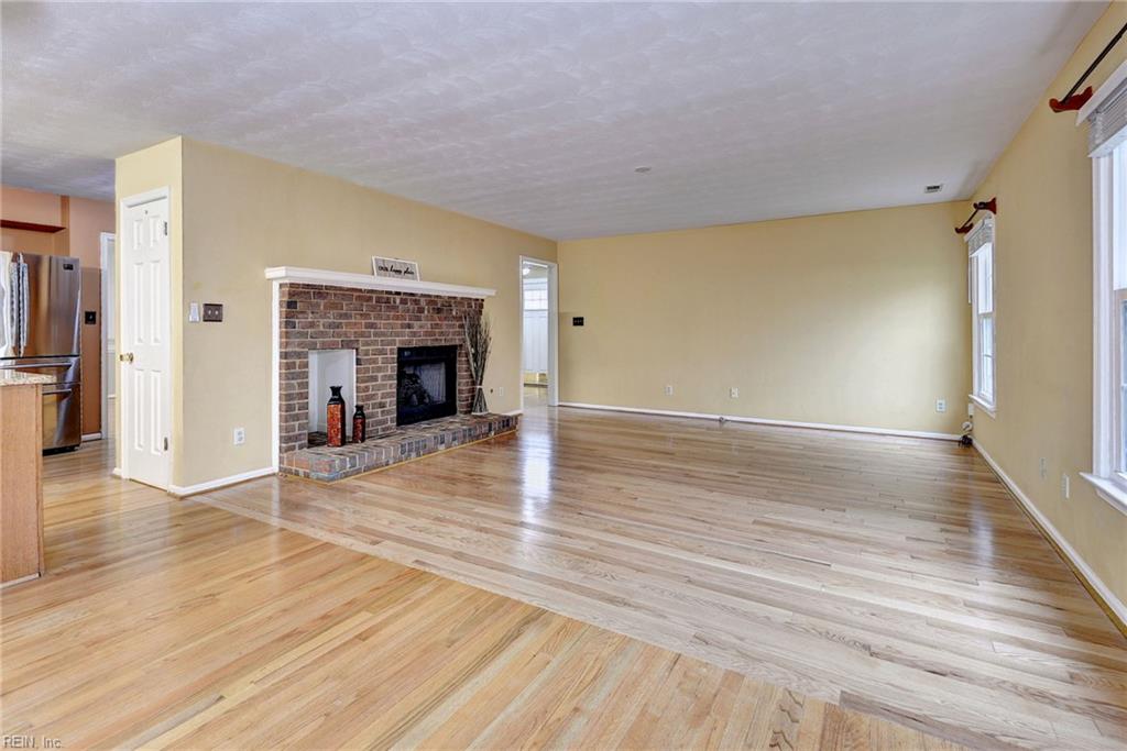 804 Gateway Court Newport News VA 23602