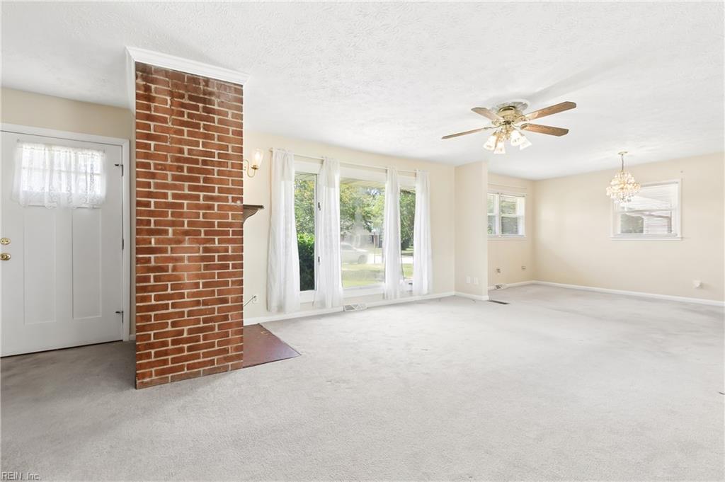 4 Snidow Boulevard Newport News VA 23608