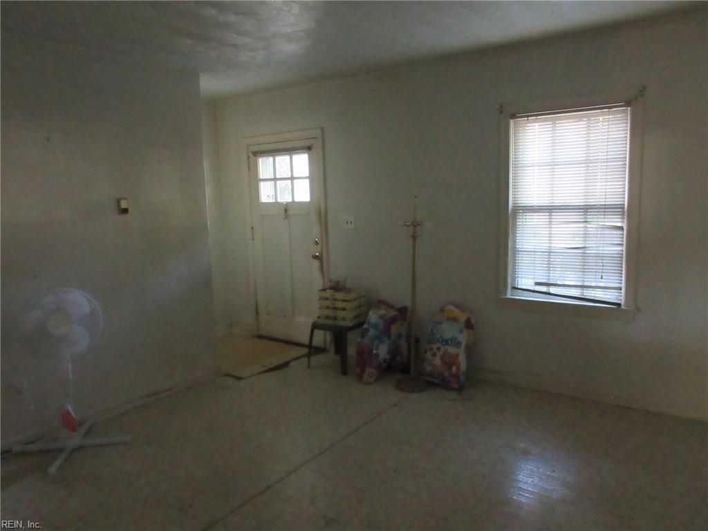 58 Ripley Street Newport News VA 23603