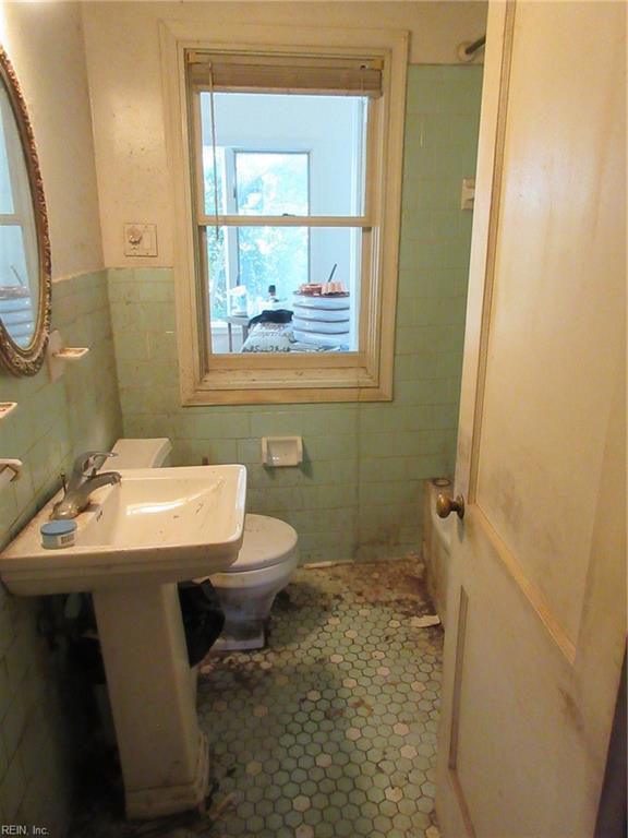 58 Ripley Street Newport News VA 23603