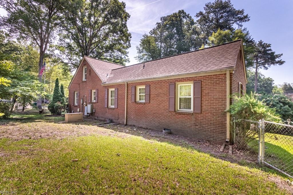 23 White Oak Drive Newport News VA 23601